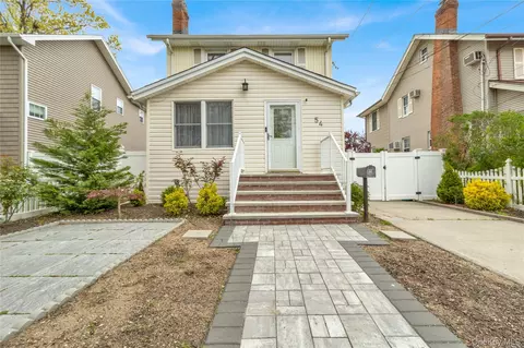 54 Perkins Ave, Oceanside, NY 11572