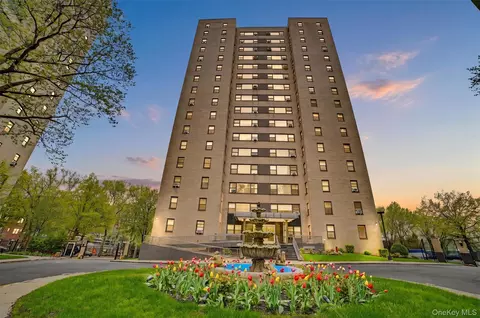 1 Fordham Hill Oval #12A, New York, NY 10468