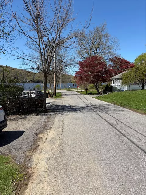 Exterior - 61 Pleasant Dr, Kent, NY 10512 photo 3 of 3