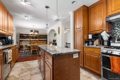 Kitchen - 11 Hustis Rd, Philipstown, NY 10516 photo 2 of 2
