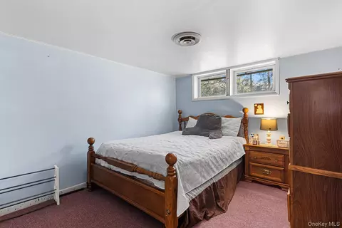 Bedroom - 11 Hustis Rd, Philipstown, NY 10516 photo 1 of 3