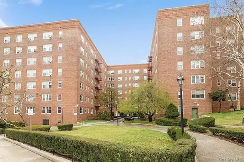 480 Riverdale Ave #1B, Yonkers, NY 10705