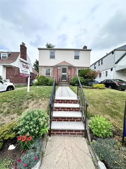 75-19 188th St, New York, NY 11366