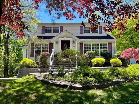 23 Edgewood Dr, Harriman, NY 10926
