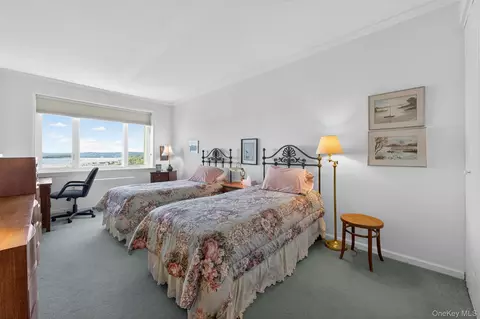 Bedroom - 16 Rockledge Ave #6D-2, Ossining, NY 10562 photo 3 of 7