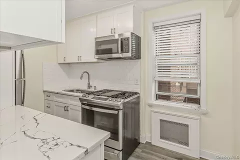 105-38 63rd Dr #1N, Forest Hills, NY 11375