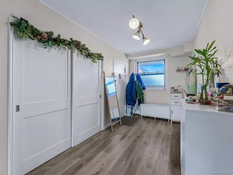 98-20 62nd Dr #15G, Rego Park, NY 11374
