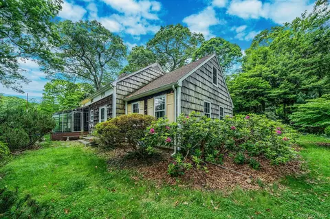 119 Christian Ave, Stony Brook, NY 11790