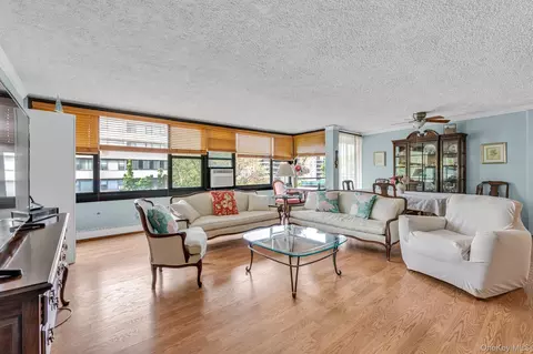 166-26 Powells Cove Blvd #5D, New York, NY 11357