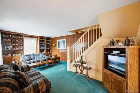 Other - 9 Lakeland Ave, Patchogue, NY 11772 photo 4 of 9