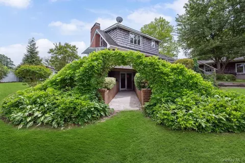 Exterior - 9 Lakeland Ave, Patchogue, NY 11772 photo 3 of 7