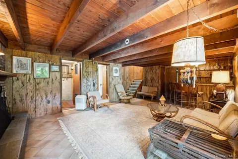 Living - 9 Lakeland Ave, Patchogue, NY 11772 photo 4 of 5