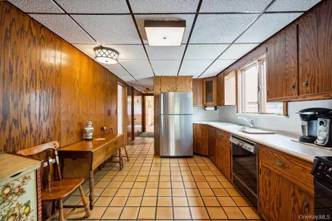 Other - 9 Lakeland Ave, Patchogue, NY 11772 photo 5 of 9
