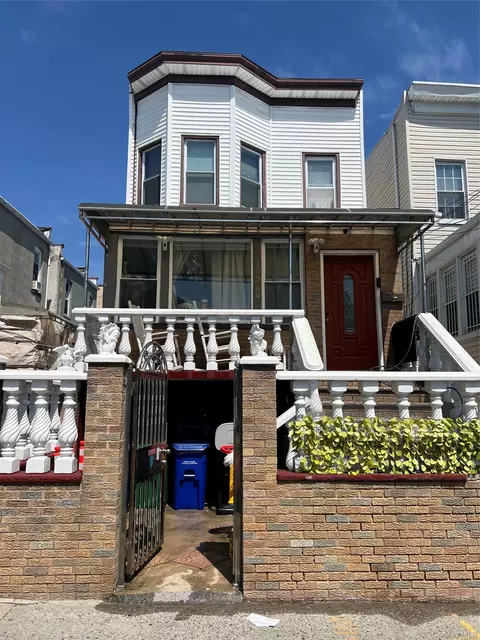 10309 32nd Ave, New York, NY 11369