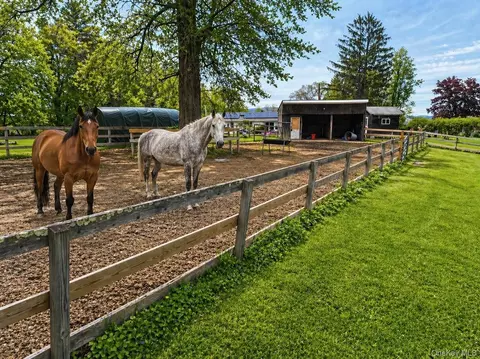 2191 State Route 52, Crawford, NY 12566