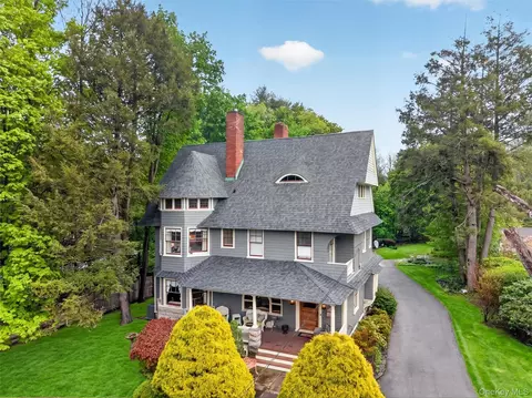 26 Maple Ave, Warwick, NY 10990
