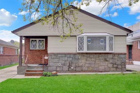 4518 Springfield Blvd, New York, NY 11361