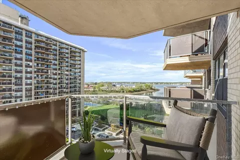 18-05 215th St #8B, New York, NY 11360