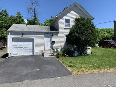 4 Tallman Pl, Ramapo, NY 10901