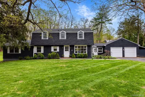 30 Old Post Rd, Staatsburg, NY 12580