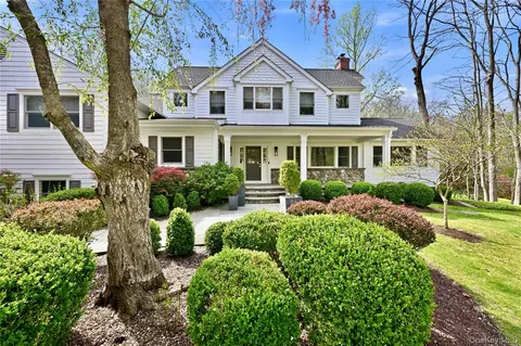 11 Thornewood Rd, North Castle, NY 10504