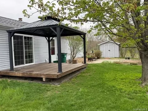 Exterior - 4 Delray Cir, Poughkeepsie, NY 12603 photo 2 of 7