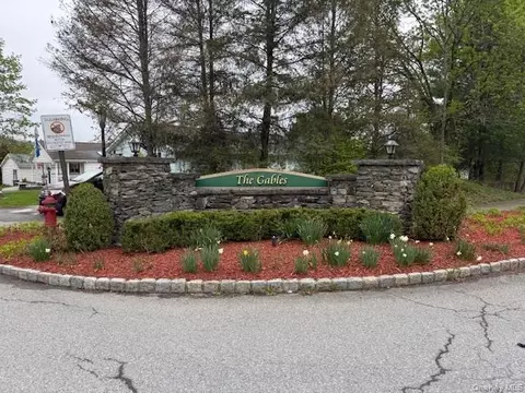 View/Area - 4 Delray Cir, Poughkeepsie, NY 12603 photo 2 of 2