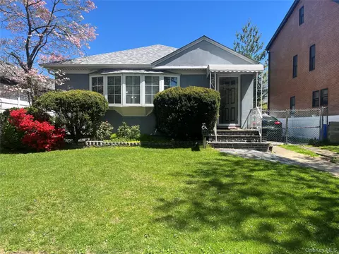 5607 229th St, New York, NY 11364