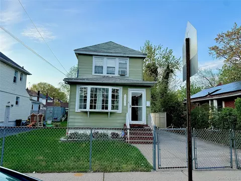 16711 116th Ave, Jamaica, NY 11434