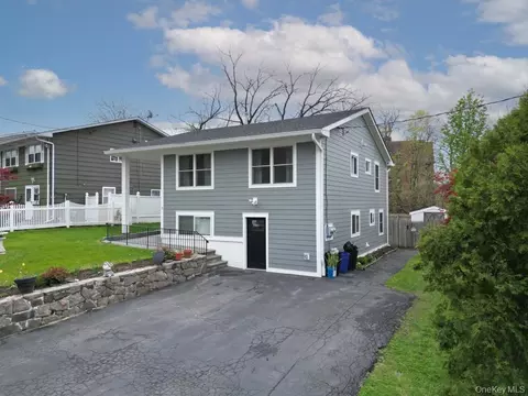 2 Martin Rd, Ossining, NY 10562