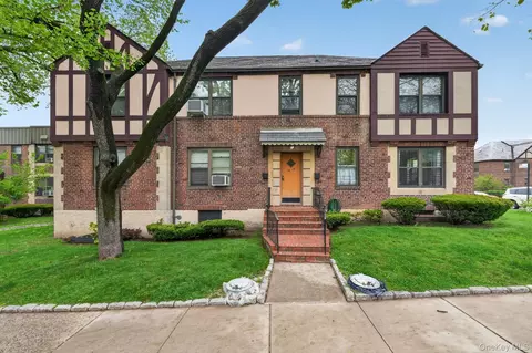 7619 Ditmars Blvd #1, East Elmhurst, NY 11370