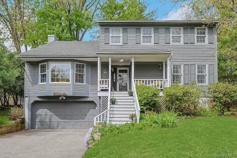 22 Quail Hollow Rd, Ossining, NY 10562