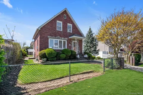 1353 Kiefer Ave, Elmont, NY 11003