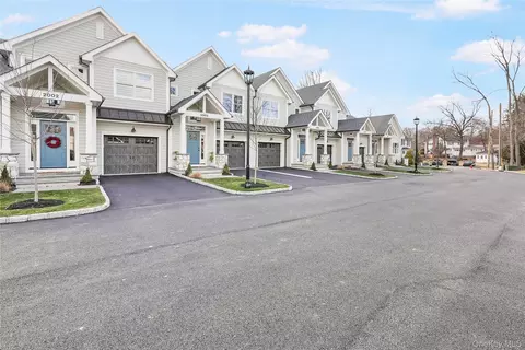 2040 Crompond Rd #21, Yorktown, NY 10598