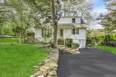 1 Hillside Ave, Ramapo, NY 10952