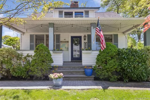 40 Bellecrest Ave, East Northport, NY 11731