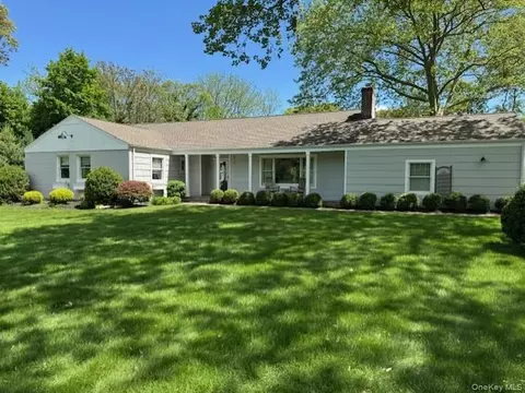 6 Lloyd Haven Dr, Huntington, NY 11743
