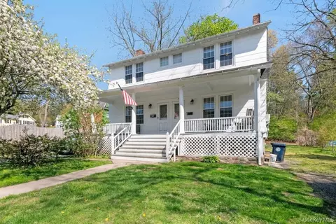 3 Elm St, New Castle, NY 10514