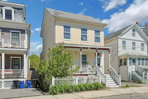 50 Hudson St, Mount Pleasant, NY 10591