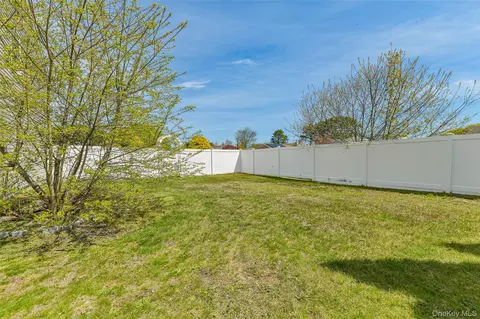 Exterior - 2 Deer Path, Brookhaven, NY 11772 photo 5 of 5