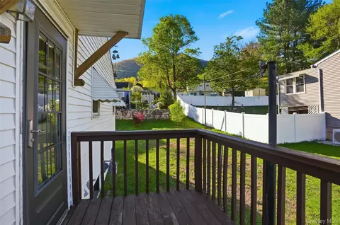 Exterior - 2 Crescent Dr, Beacon, NY 12508 photo 7 of 9