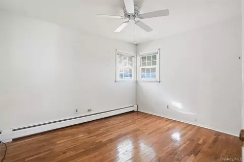 Bedroom - 2 Crescent Dr, Beacon, NY 12508 photo 2 of 3