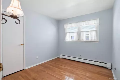 Bedroom - 2 Crescent Dr, Beacon, NY 12508 photo 1 of 3