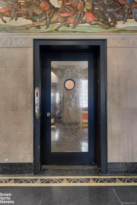 4445 Post Rd #7D, New York, NY 10471