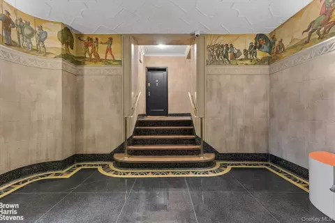 Entry Way - 4445 Post Rd #7D, New York, NY 10471 photo 4 of 4