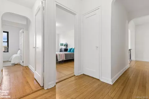 Entry Way - 4445 Post Rd #7D, New York, NY 10471 photo 1 of 4