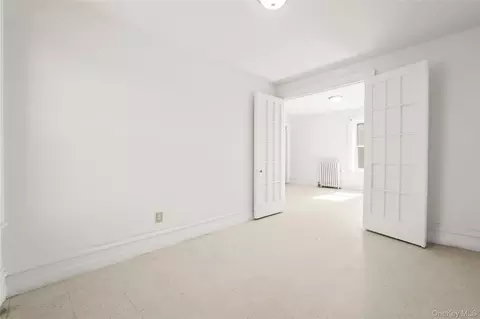 Bedroom - 1898 Longfellow Ave #E4, New York, NY 10460 photo 1 of 5