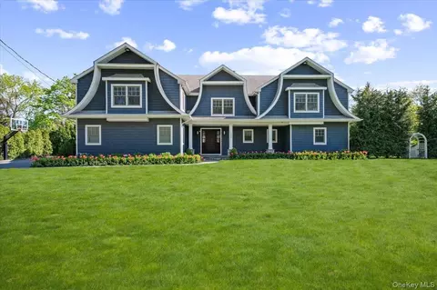 205 Hewlett Neck Rd, Woodmere, NY 11598