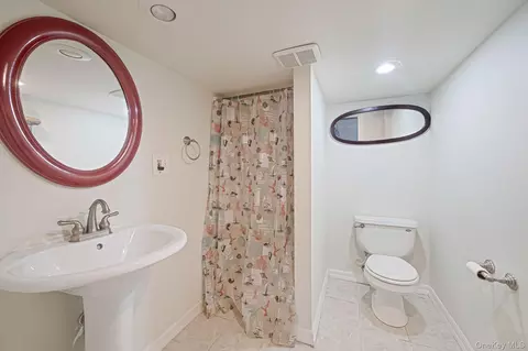 Bath - 36 Nottingham Ave, Patchogue, NY 11772 photo 4 of 4