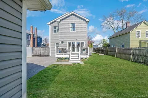 Exterior - 36 Nottingham Ave, Patchogue, NY 11772 photo 5 of 5